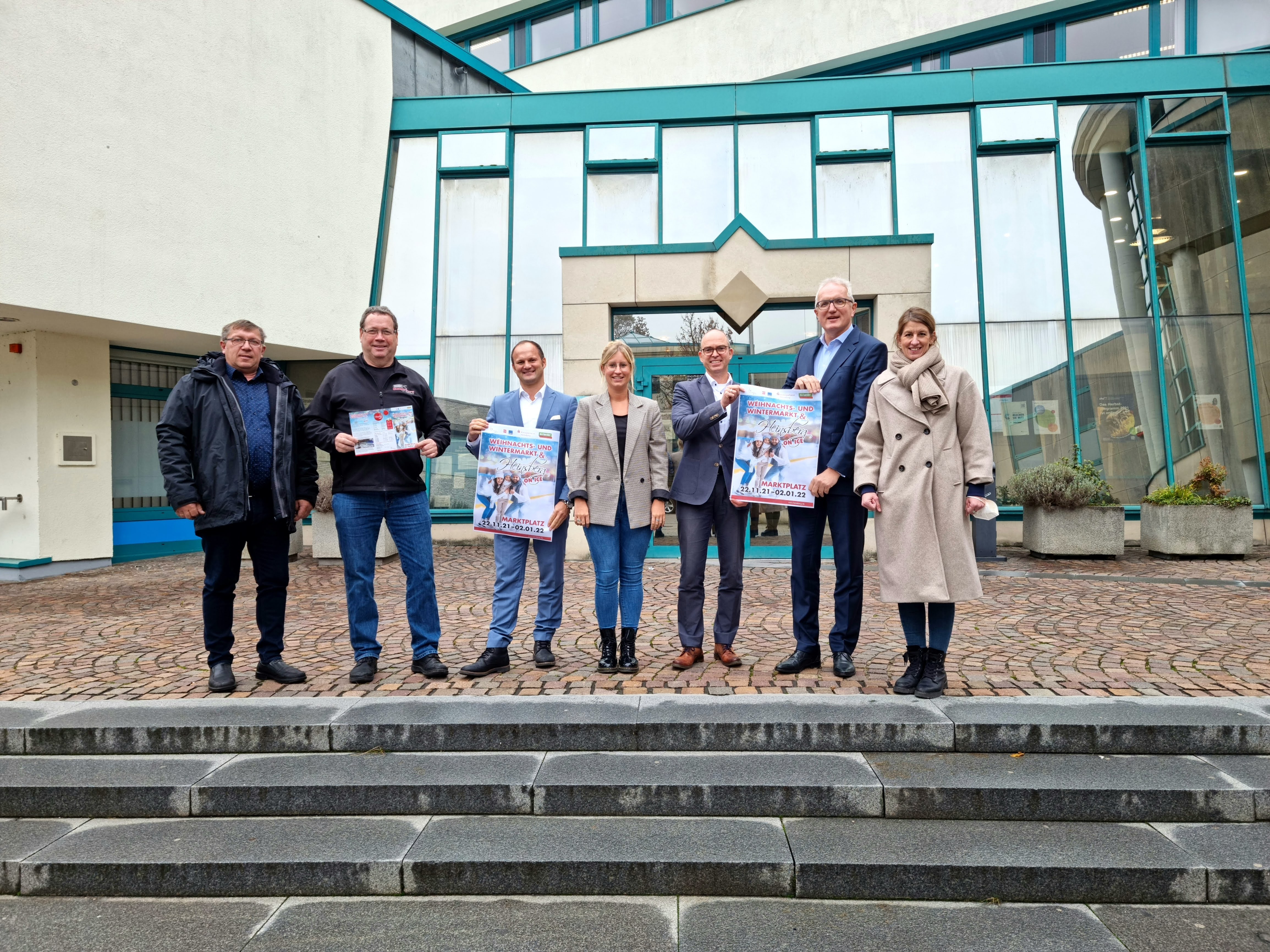 Weihnachts- und Wintermarkt & Heinsberg on Ice