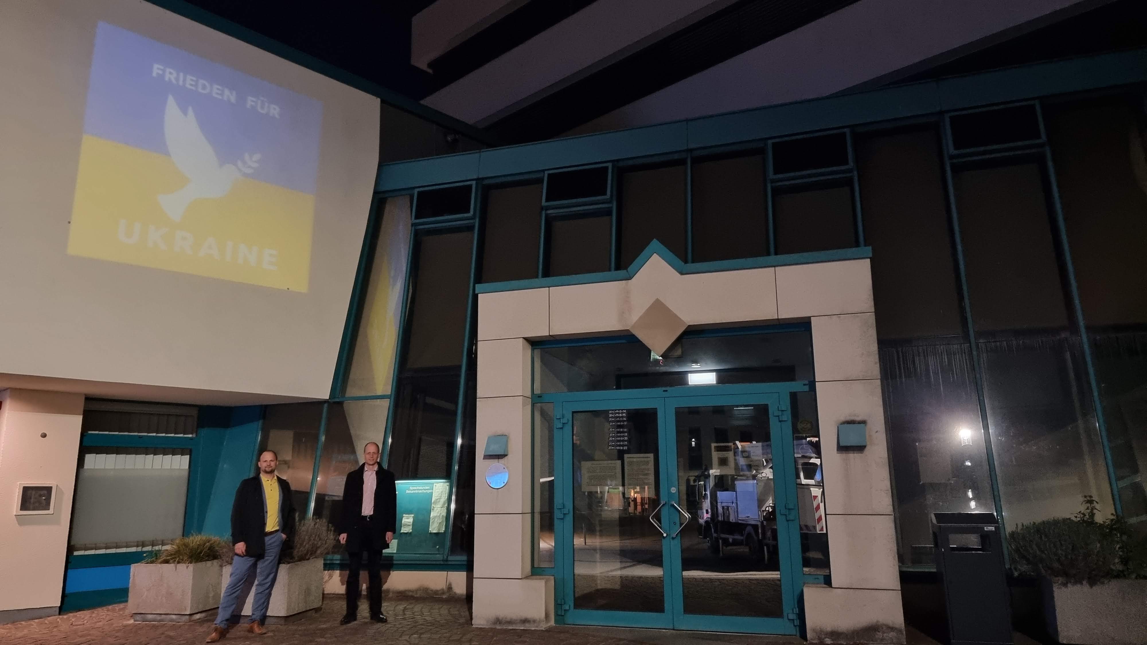 Frieden für Ukraine Eduard Sudheimer Firma Alliander Netz Heinsberg GmbHund Bürgermeister Kai Louis