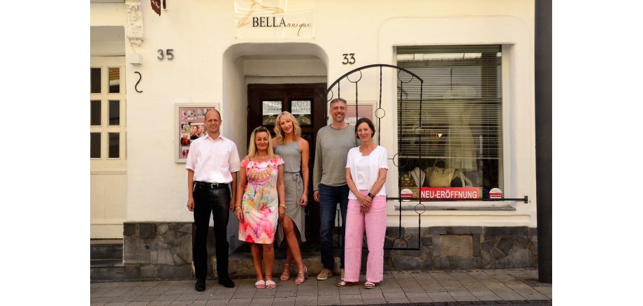 Bürgermeister Kai Louis, Team „Bella unique“, Stefan Otto und Silke Krupke, Gewerbe- und Verkehrsverein