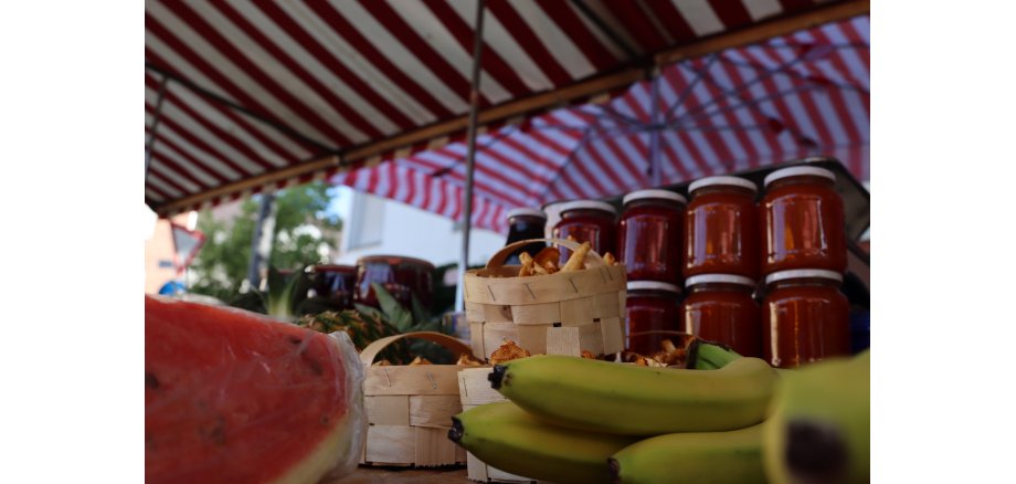 Stand auf dem Wochenmarkt