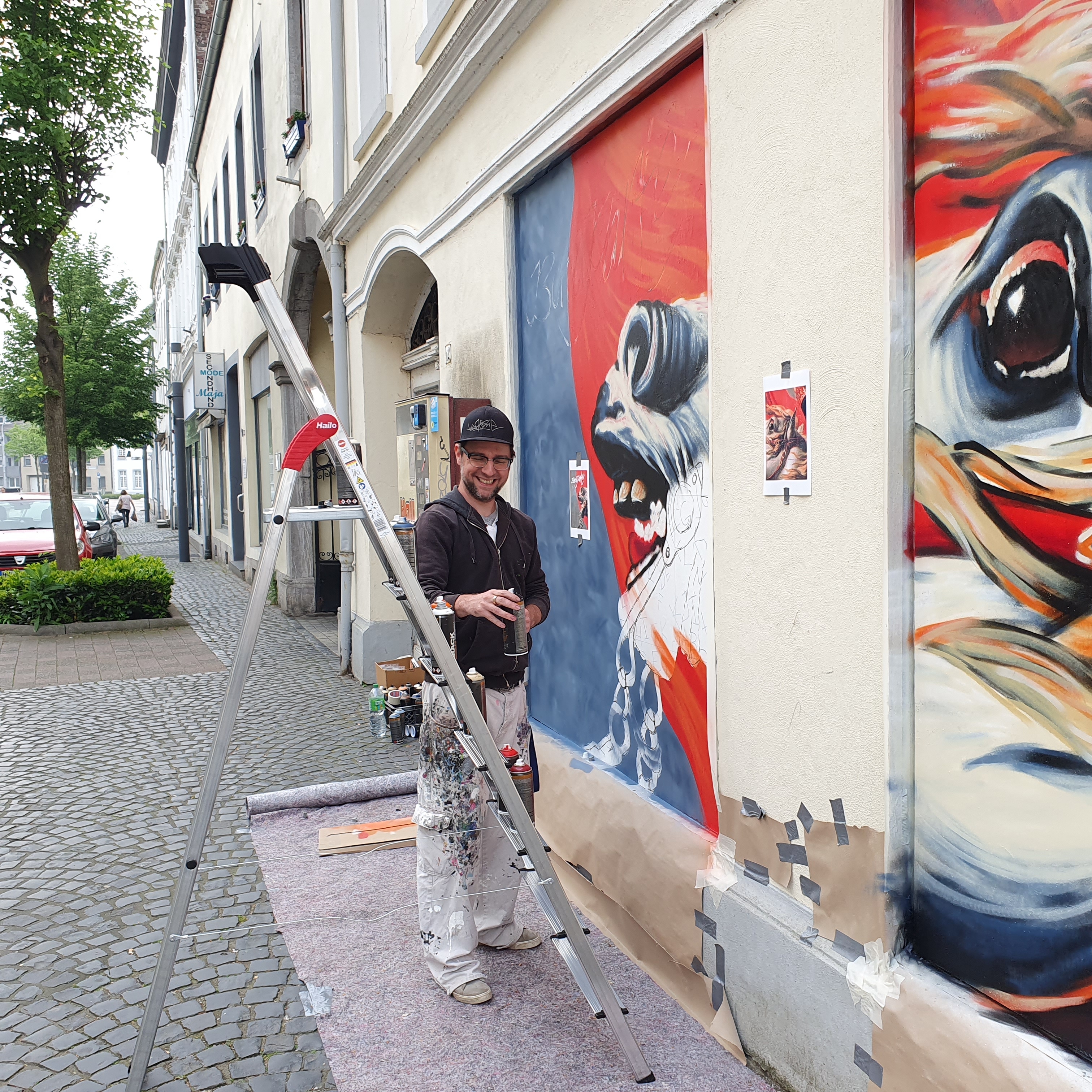 Andreas Valiotis bereichert das Kultur & Genussfest in der Heinsberger Oberstadt mit seiner Graffitikunst