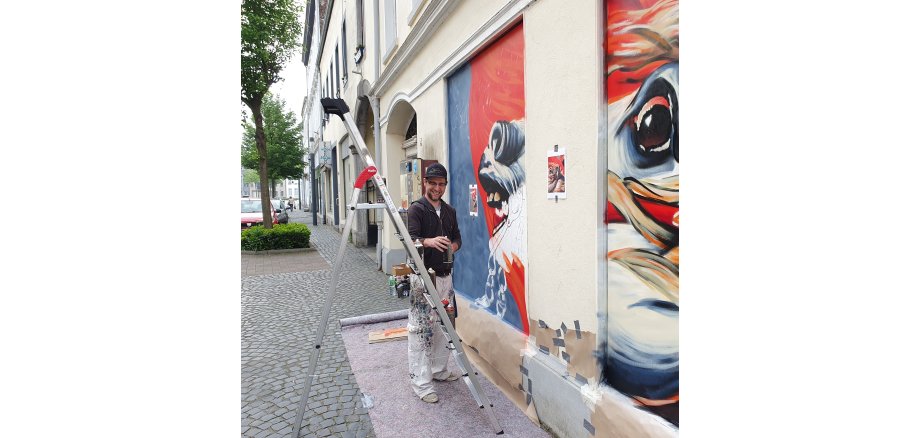 Andreas Valiotis bereichert das Kultur & Genussfest in der Heinsberger Oberstadt mit seiner Graffitikunst