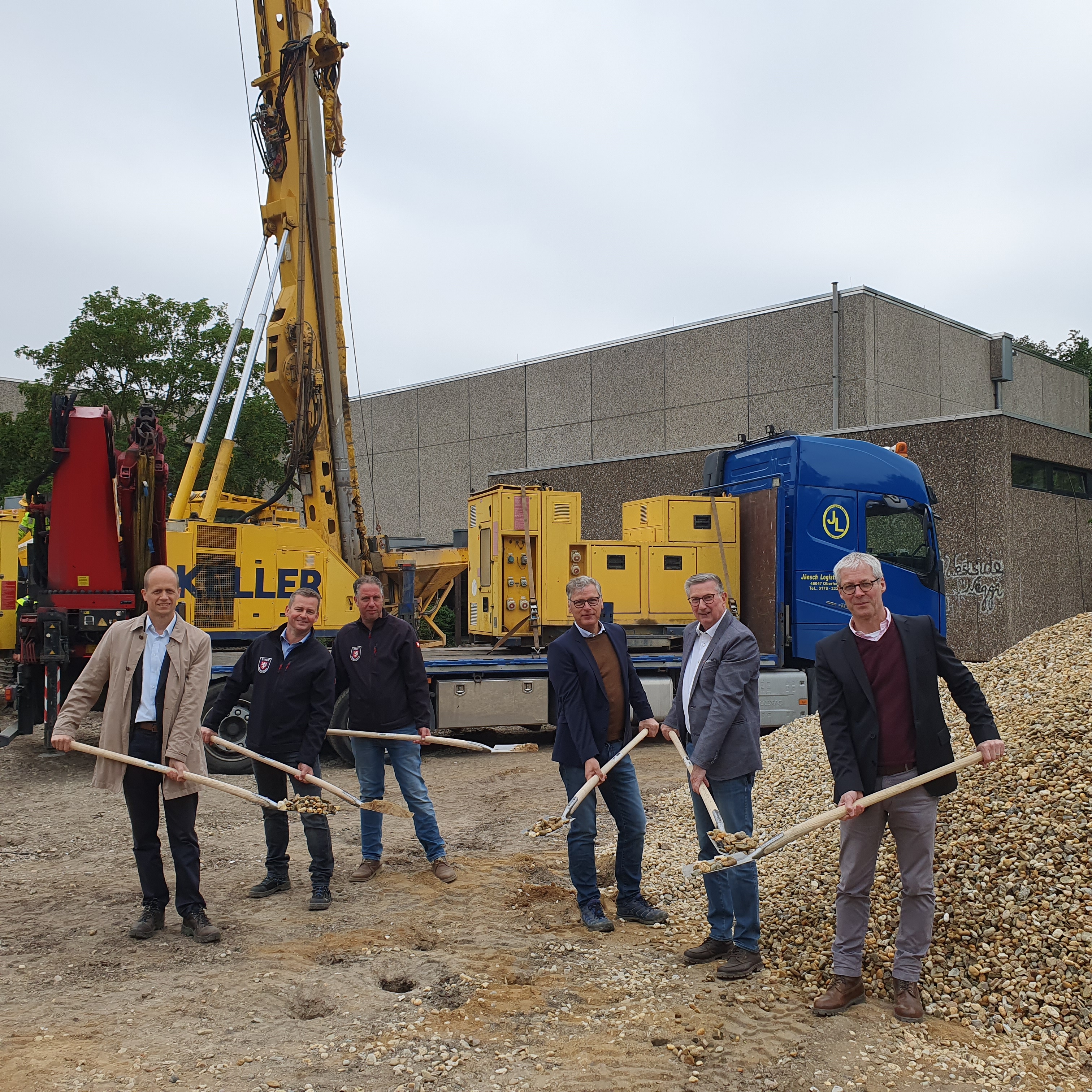 Spatenstich an der Realschule Heinsberg mit Bürgermeister Kai Louis