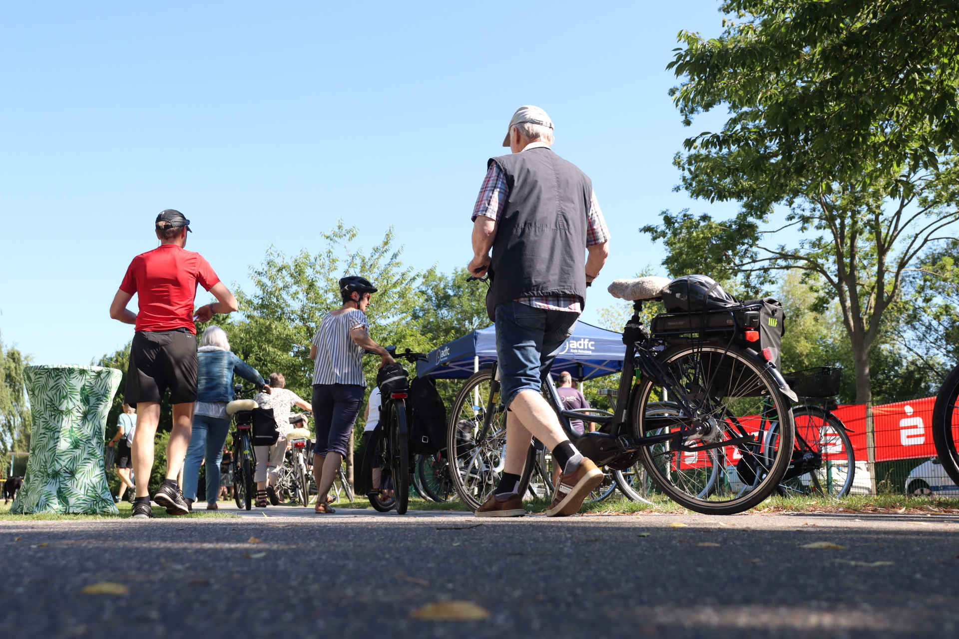 Radfahrer am Lago Laprello