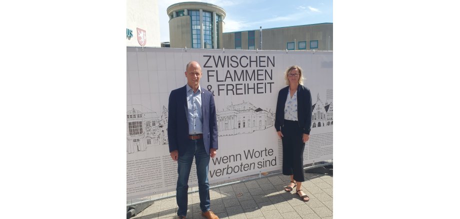 Ausstellung Zwischen Flammen und Freiheit