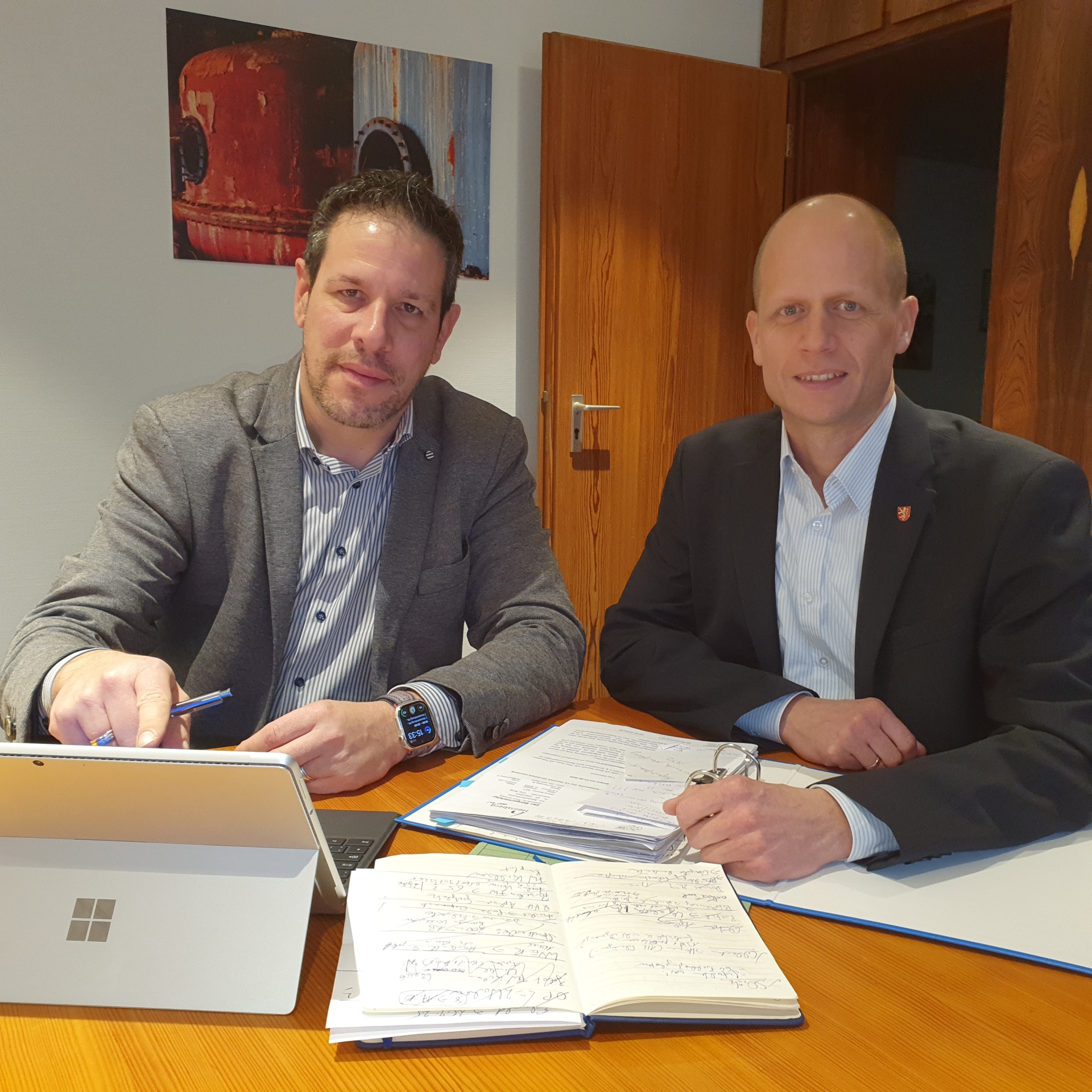 Bürgermeioster Kai Louis und Jürgen Houben