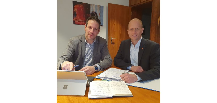 Bürgermeioster Kai Louis und Jürgen Houben